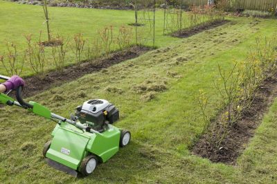 Improves lawn health.